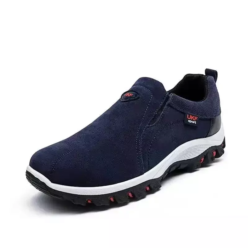 Nuove Sneakers Casual da uomo Outdoor Light Slip on scarpe da passeggio per uomo mocassini scarpe basse traspiranti calzature maschili Plus Size 48