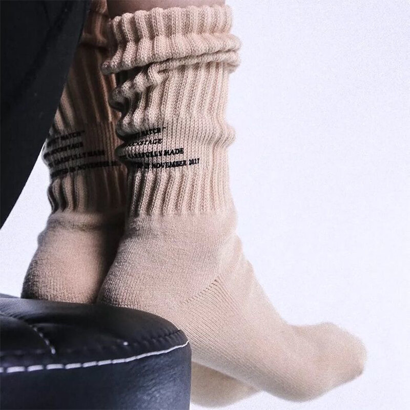 Men Vintage Knitted Sports Socks Solid Thickened Socks Letter Medium Tube Socks Harajuku Japanese Sports