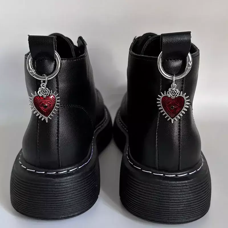 Bottes Martin en émail avec cœurs et fleurs roses, décoration de boucles, chaussures gothiques turques, mauvais œil, accessoires de bijoux porte-bonheur, 2 pièces