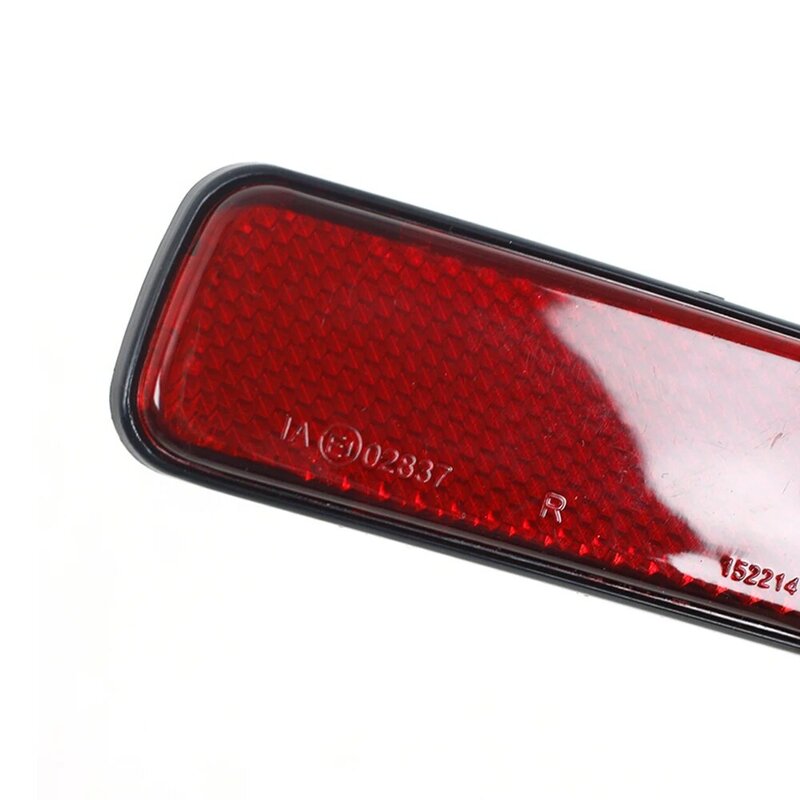 Reflector de parachoques trasero de coche, luz de freno, lámpara de marcador para Jeep Grand Cherokee 1999, 2000, 2001, 2002, 2003, 2004, 2005, 2006, luces antiniebla