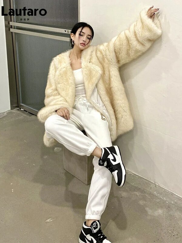 Lautaro Winter Loose Casual Thick Warm Soft Hairy Faux Fur Coat Women Luxury High Quality Furry Fluffy Jacket Korean Fashion
