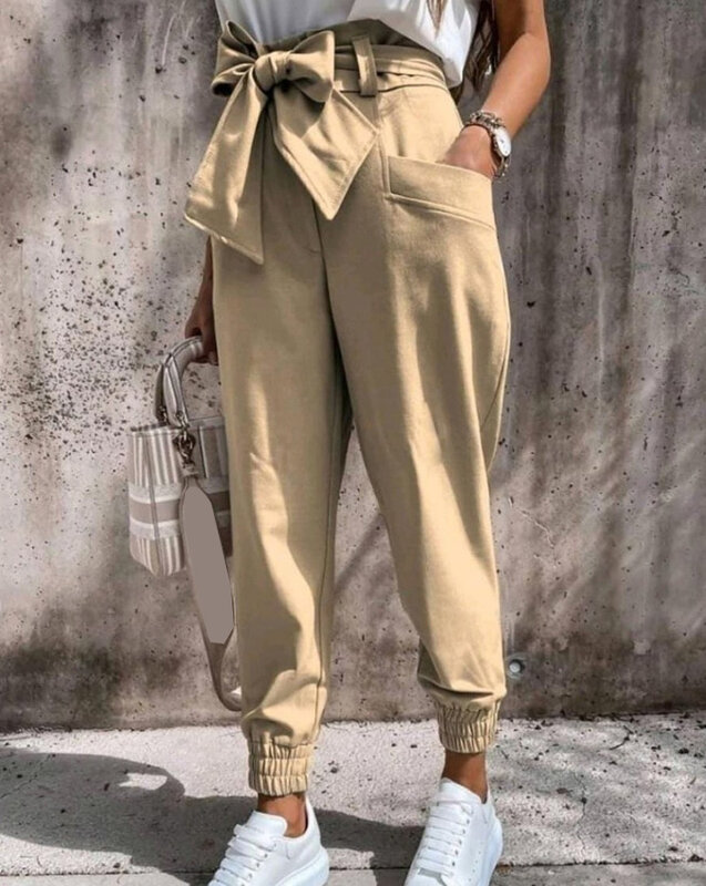 Vendita calda e popolare Design tascabile con dettagli stringati con bordi ribaltati per pantaloni da ragazza robusti e robusti In Stock