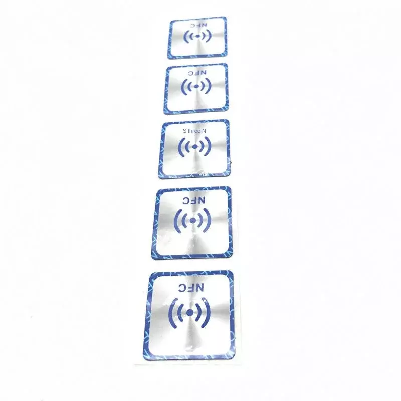 Niestandardowy, NFC, jednodotykowy Transfer, bardziej wieloekranowy metalowy znacznik do współpracy Ntag213 RFID