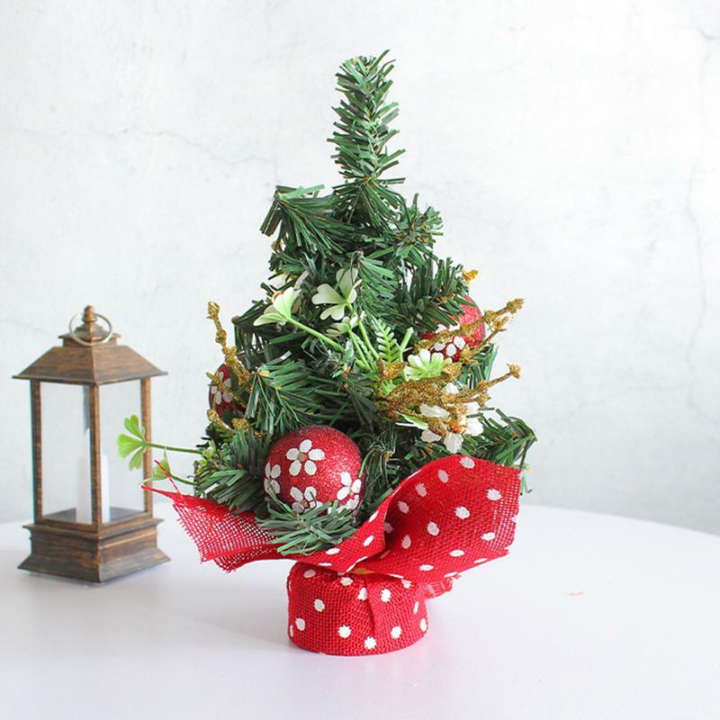 小さな人工松のクリスマスツリー、かわいいクリスマスの装飾品、リビングルーム、寝室の本棚、デスクトップの装飾