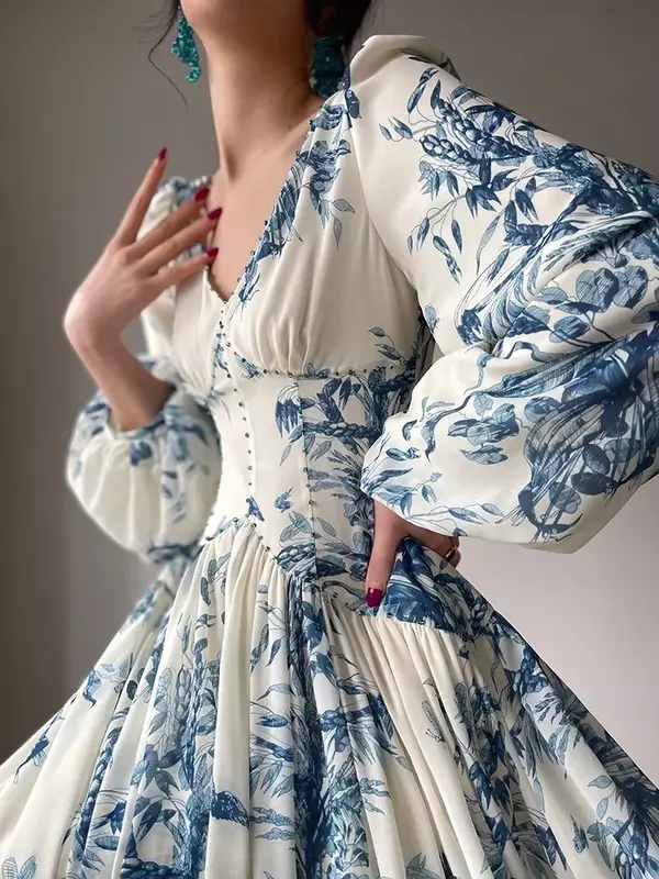 Catwalk Luxe Kralen Hoge Taille Feestjurken Merk Vrouwen Vintage Elegante Lantaarnmouw Chique Blauwe Witte Porseleinen Jurk Met Print