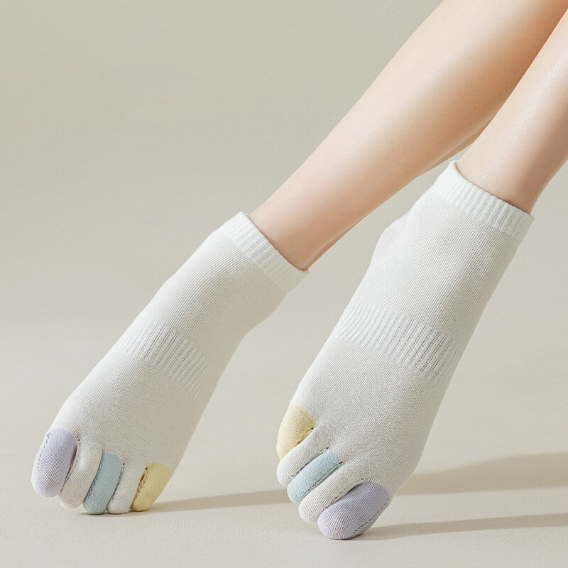Meias de cinco dedos para mulheres, algodão macio e respirável, bloqueio colorido, dedo do pé dividido, meias curtas esportivas femininas, moda, 1 par