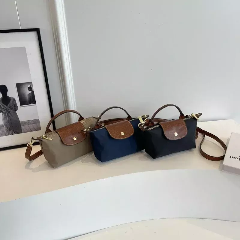 Borse a conchiglia di alta qualità per le donne 2024 borsa a tracolla di marca borse e borsette di lusso borsa a tracolla di design carina piccola cartella