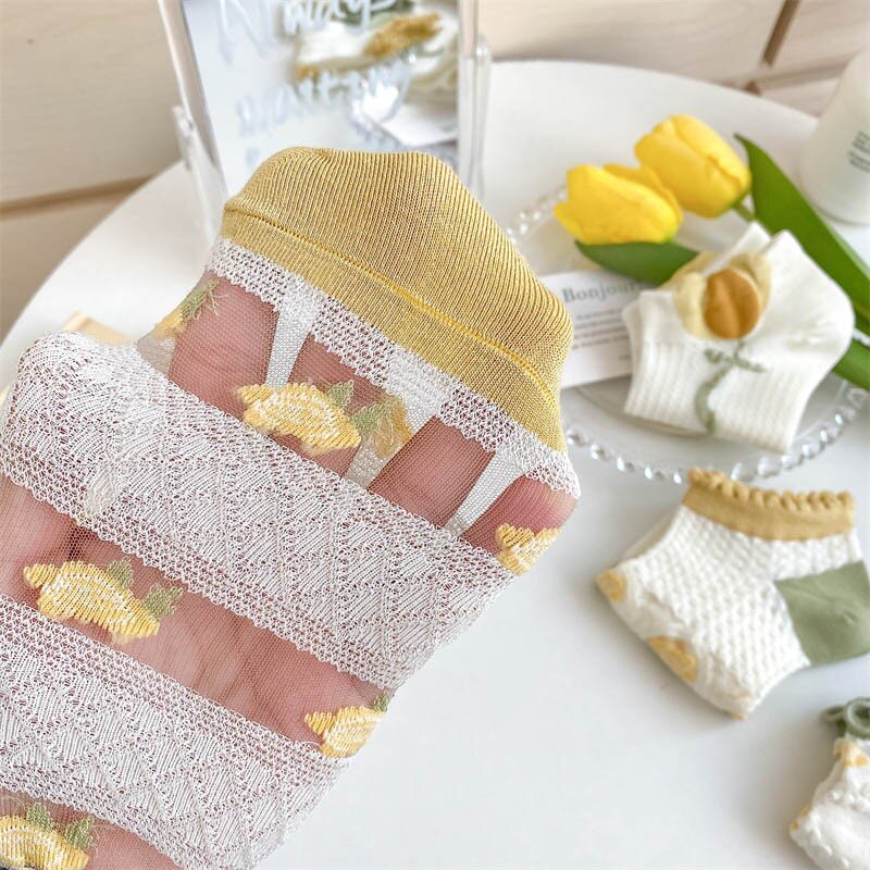 Ankle Socks Woman Summer Thin Floral Lace Cotton Socks With Ruffles Comfortable Breathable Mesh Socks Women's No-show Socks B137