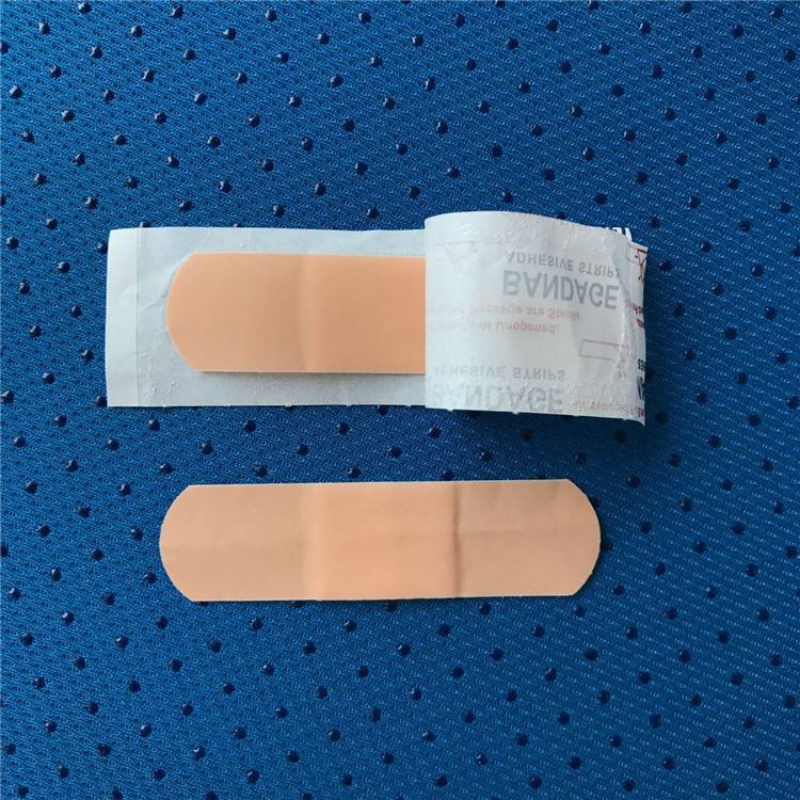 100 pçs/lote tecidos não tecidos bandaid aderindo gesso à prova dwaterproof água ferida tira vestir remendo kit de primeiros socorros auto-adesivo bandagem