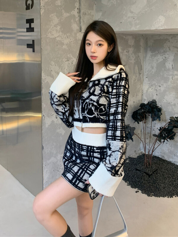 Winter Sweet Plaid Two Piece Set Women Korean Fashion Patchwork Party Mini Skirt Suit Female Casual Designer Y2K Skirt Set 2022