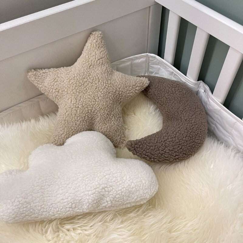Bebê photostudio chuveiro posando adereços travesseiro layout nuvem almofada foto pano fundo