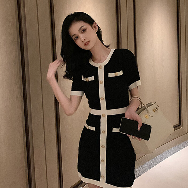 Elegante Vestido de punto de lana coreana para mujer, minivestido ajustado con botones negros para fiesta, ropa de invierno, 2023, 12105
