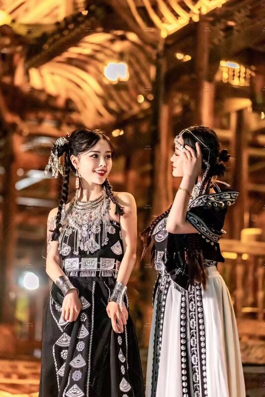 Multidesigns etnico moda minoranza gruppo Miao Hmong Gui Zhou artistico viaggiare fotografia Costume abiti da ballo classico