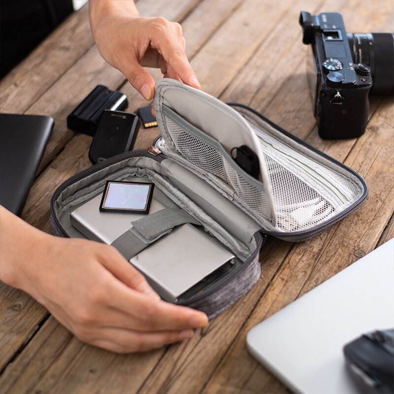 กระเป๋าเดินทางแบบพกพากระเป๋าสายสายชาร์จดิจิตอล USB Gadget Organizer อิเล็กทรอนิกส์เครื่องสำอางค์ซิปกระเป๋าอุปกรณ์เสริม