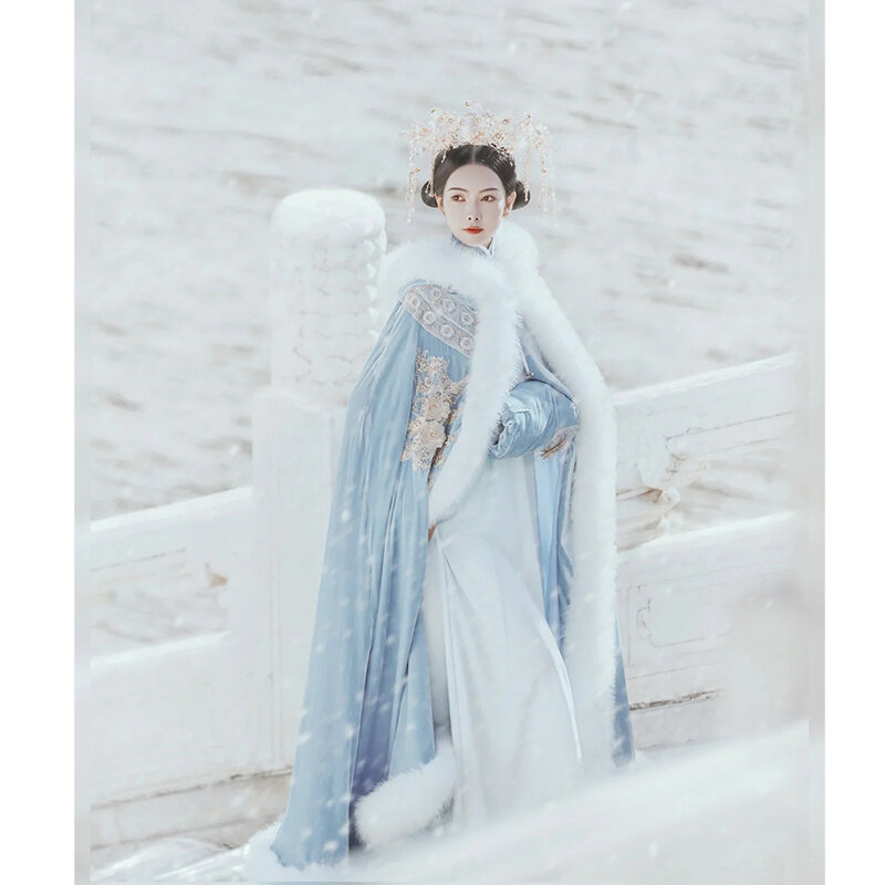 Mantello da donna Han Blue lungo con cappuccio collo di pelliccia grande foderato in pile imbottito caldo mantenendo lo scialle stile Costume antico