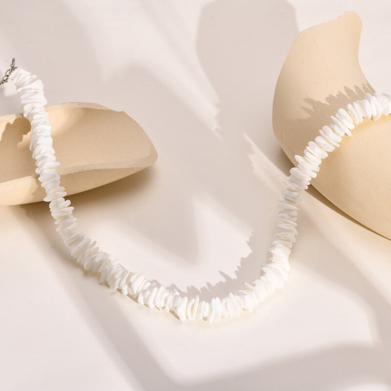 Vnox Unregelmäßigen Shell Halsketten für Frauen Männer, Böhmen Ethinic Natürliche Platz Shell Perlen Kette Halskette, Sommer Urlaub Choker