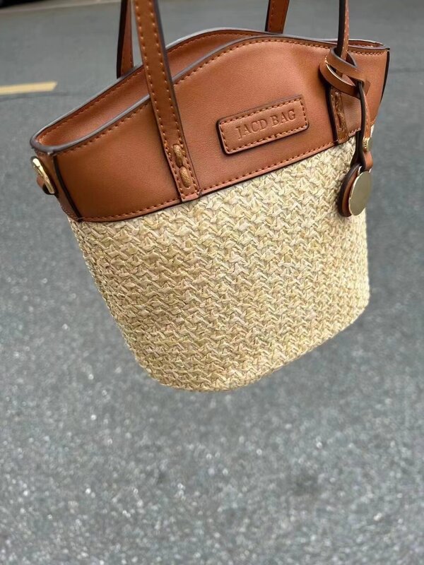 حقيبة كروس بودي منسوجة ، حقيبة يد متعددة الاستخدامات ، تصميم أنيق ومتخصص ، مثالية لفصل الصيف ، حقيبة دلو عالية الجودة ، جديدة ،