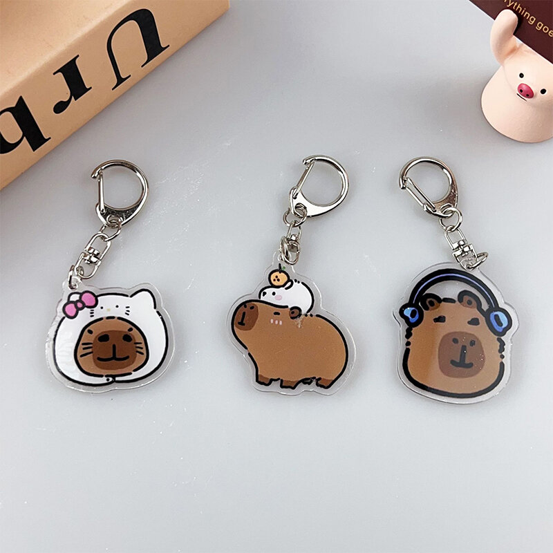 Porte-clés animal de dessin animé Capybara, joli porte-clés en acrylique, décoration de pendentif de sac d'école, cadeaux pour meilleur ami, mignon