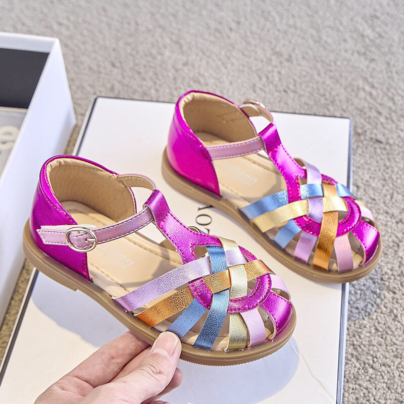 Сандалии для девочек, летние модные брендовые классические туфли принцессы в римском стиле, детские пляжные туфли на плоской подошве с цветной мягкой подошвой