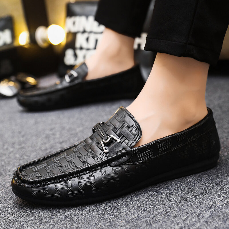 Zapatos informales de cuero para hombre, calzado transpirable de alta calidad, a la moda, color negro, cómodo, plano, Formal