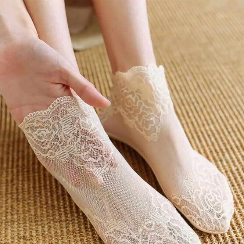 Women's lace short socks