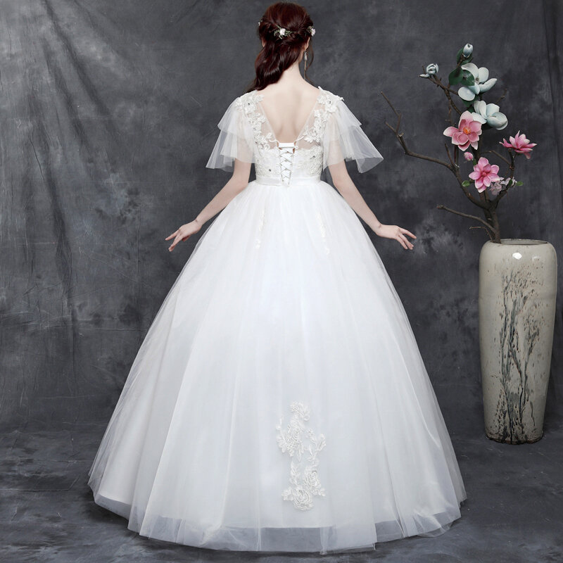 Illusion V-neck Wedding Dresses Sweet Lace Applique Bridal Dress With Batwing Sleeve Elegant Long Tulle Sukienka Na Wesele