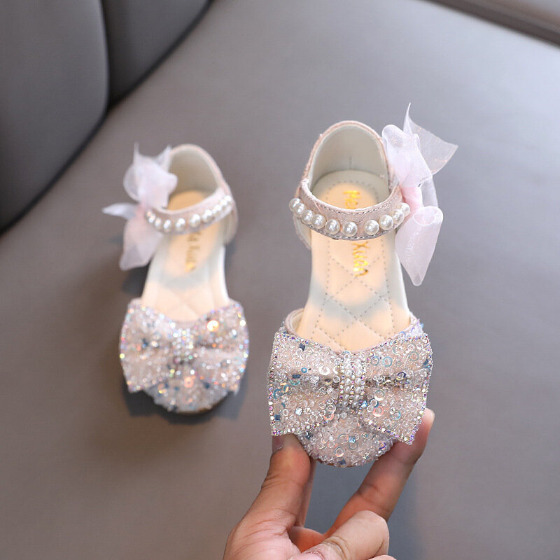 Primavera/estate nuove ragazze sandali paillettes strass fiocco bambini scarpe da principessa bambino bambini perla studente scarpe da prestazione