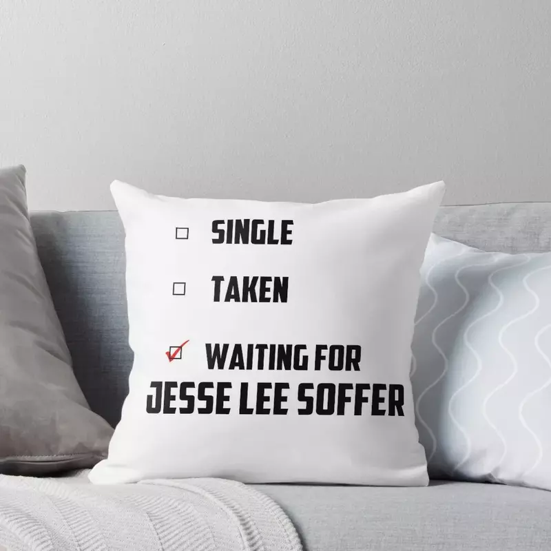 Almohada acolchada esperando a Jesse Lee