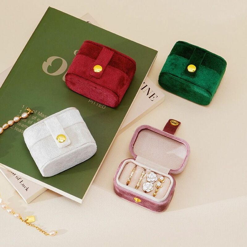 Pluszowe aksamitne pudełko na biżuterię przenośne flanelowe pojemnik na biżuterię podróżne Organizer biżuterii kobiet