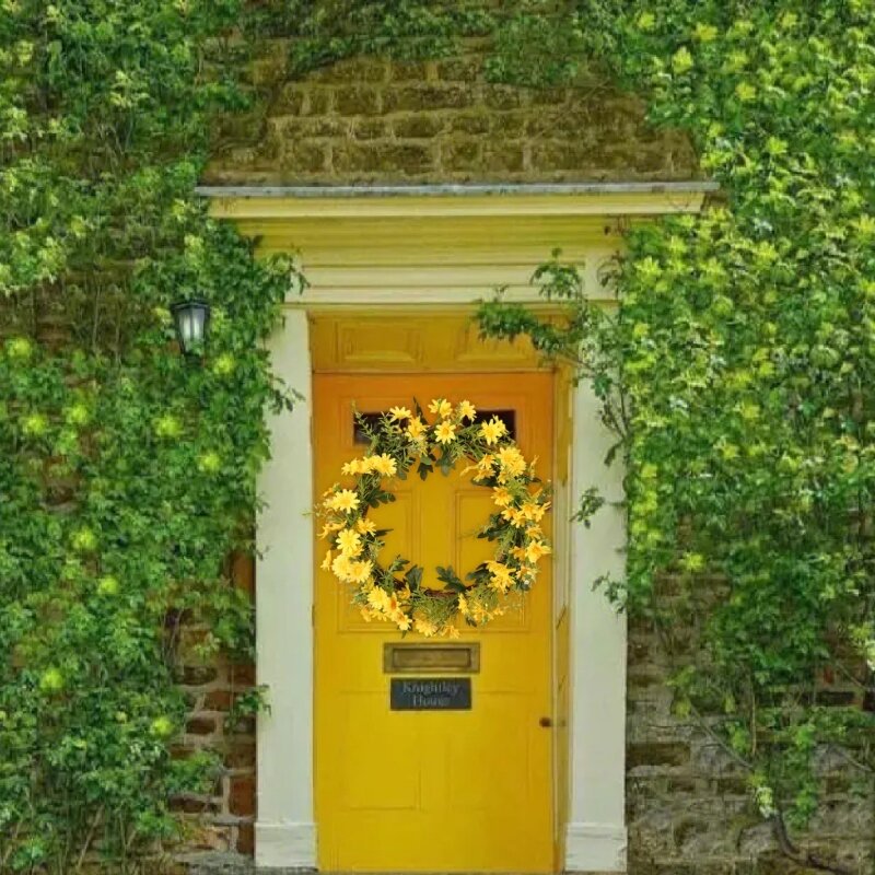 13.8 นิ้วประดิษฐ์พวงหรีดฤดูใบไม้ผลิสีเขียวใบพวงหรีด Daisys พวงหรีดดอกไม้สำหรับด้านหน้าประตูผนังงานแต่งงานหน้าแรก K92A