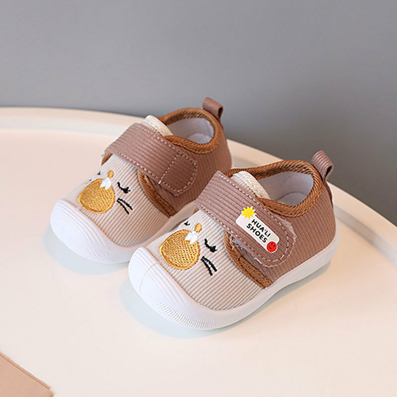 Zapatos para bebés de 0 a 3 años, zapatillas antideslizantes para primeros pasos, antipatadas, suela suave, chirriantes, informales, primavera y otoño