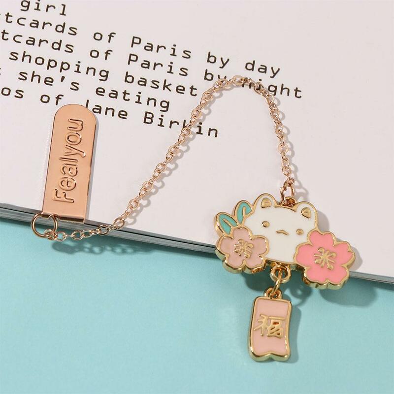 Alloy Chain Student Gifts Book Clips Reading Marker of Page Paper Clips Pendant Bookmark Metal Bookmark Romantic Sakura Rabbit