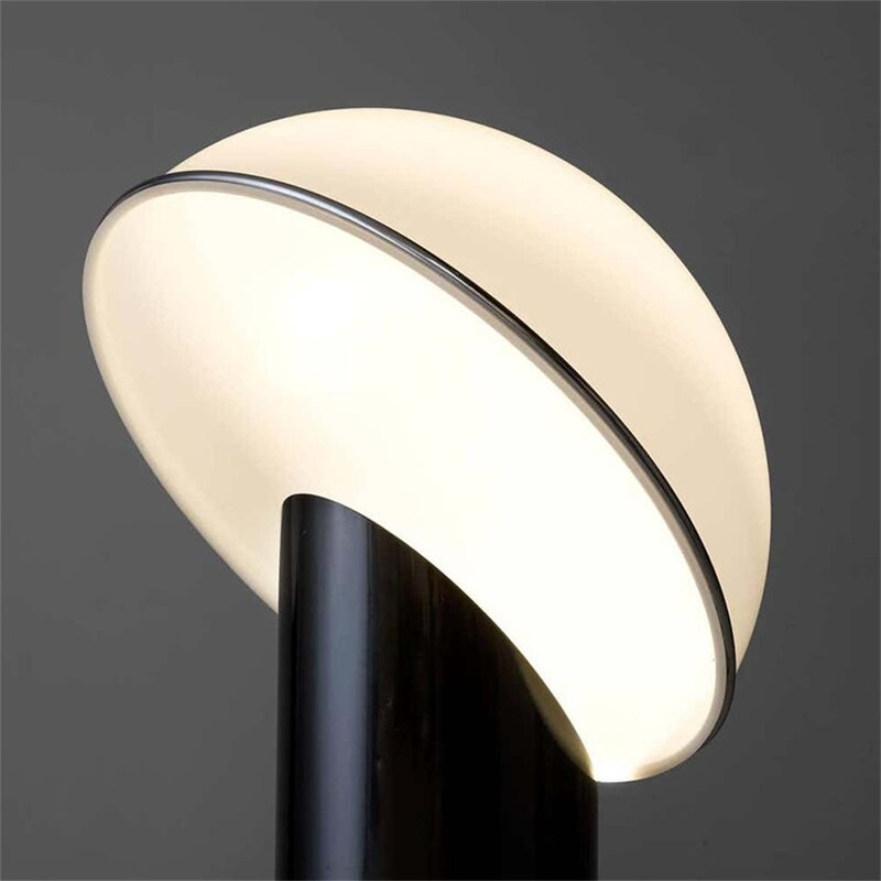 Lampe LED de Bureau en Verre au Design Créatif, Luminaire Décoratif d'Nik, Style Nordique Moderne, Idéal pour un Hôtel