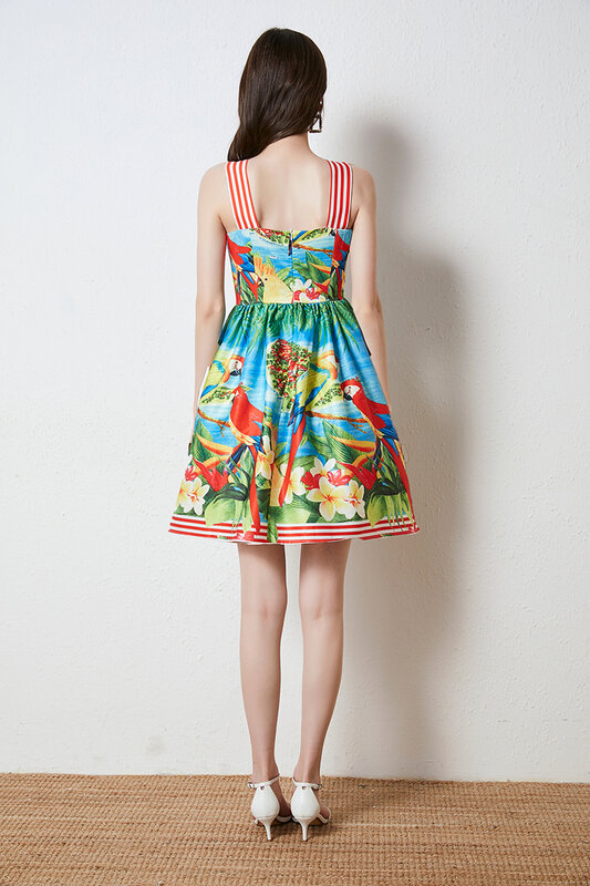 Платье женское летнее с цветочным принтом, воротником-лодочкой и высокой талией
