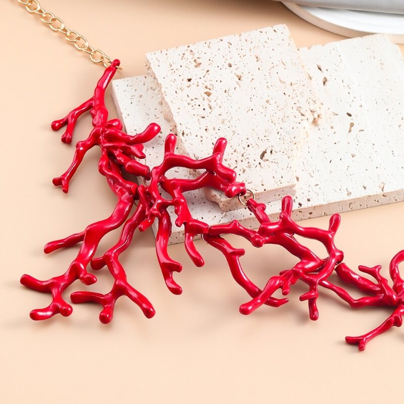 Overdreven hanger sieraden Nieuwe rode koraal hanger All-matched sleutelbeenketting