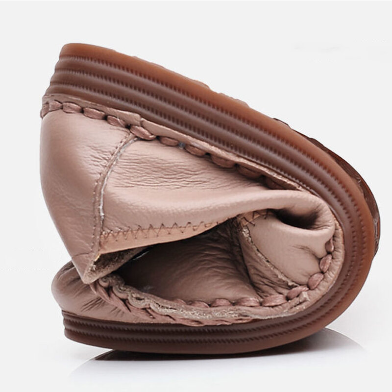 Mocassins artesanais de couro genuíno para mulheres, sapatilhas estilo étnico, sapatos loafer florais para mães, verão 2024 