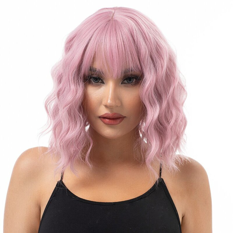 Parrucca ondulata pastello sintetica con frangia parrucca rosa stile corto da donna gioco di ruolo adatto per ragazze parrucca per uso quotidiano