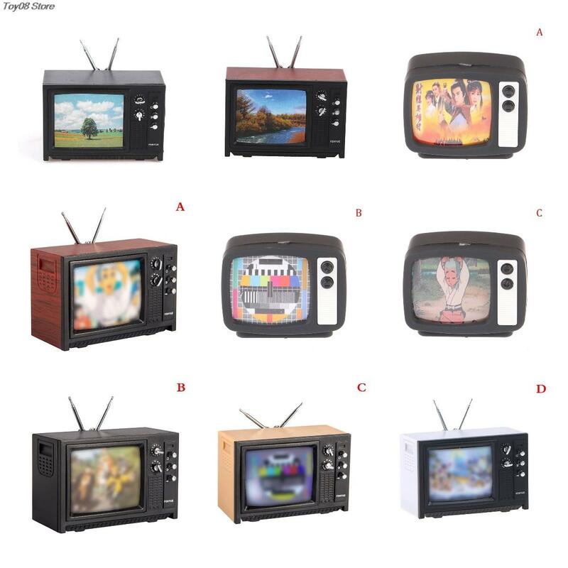 1:12 Rumah Boneka Antik Gaya Lama Miniatur Televisi TV dengan Gambar Boneka Rumah Mebel Ruang Tamu Kamar Tidur Dekorasi Model Mainan