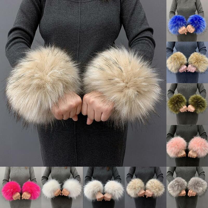 Anime Women Faux Fox Fur Cuffs Wristband Winter Warmer Arm Wrist Raccoon Fur Sleeve Gloves Winter Wrist Sleeve Fluffy Oversleeve
