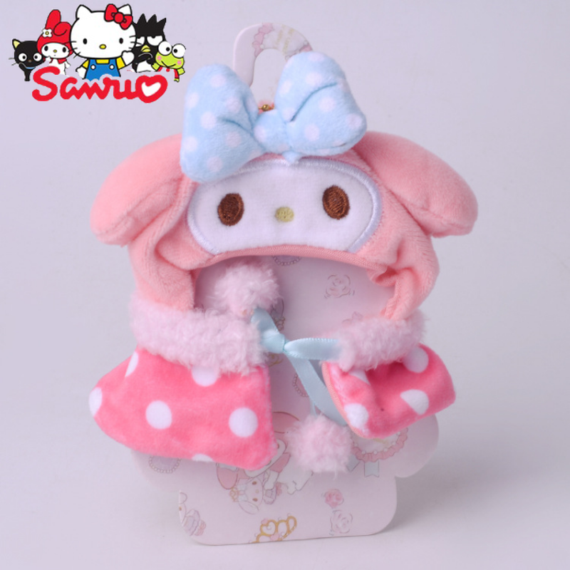 ญี่ปุ่นใหม่น่ารัก Sanrio Melody Kuromi Hello Kitty Cinnamoroll Pochacco การ์ตูนตุ๊กตา Cape เสื้อผ้าจี้พวงกุญแจเด็กของขวัญ8ซม.