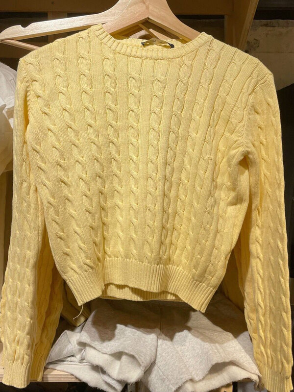 เสื้อสเวตเตอร์ถักคอกลมผู้หญิงสีเหลืองให้ความอุ่นผ้าฝ้ายแนวสตรีทแวร์เสื้อสวมหัวแนววินเทจน่ารักน่ารัก Y2K จัมเปอร์