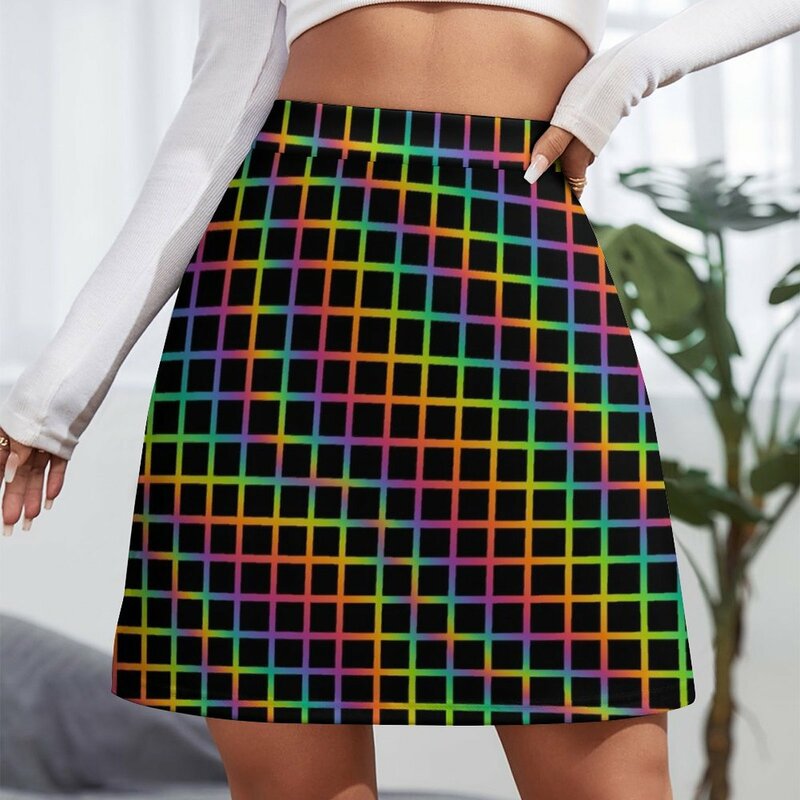 Mini-saia feminina em grade arco-íris, saias curtas femininas, roupas de verão, 2023