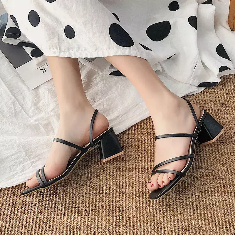 Sandal wanita musim panas mode baru sandal wanita hak tinggi wanita seksi sepatu ujung terbuka kotak sandal wanita untuk wanita ukuran 35-42