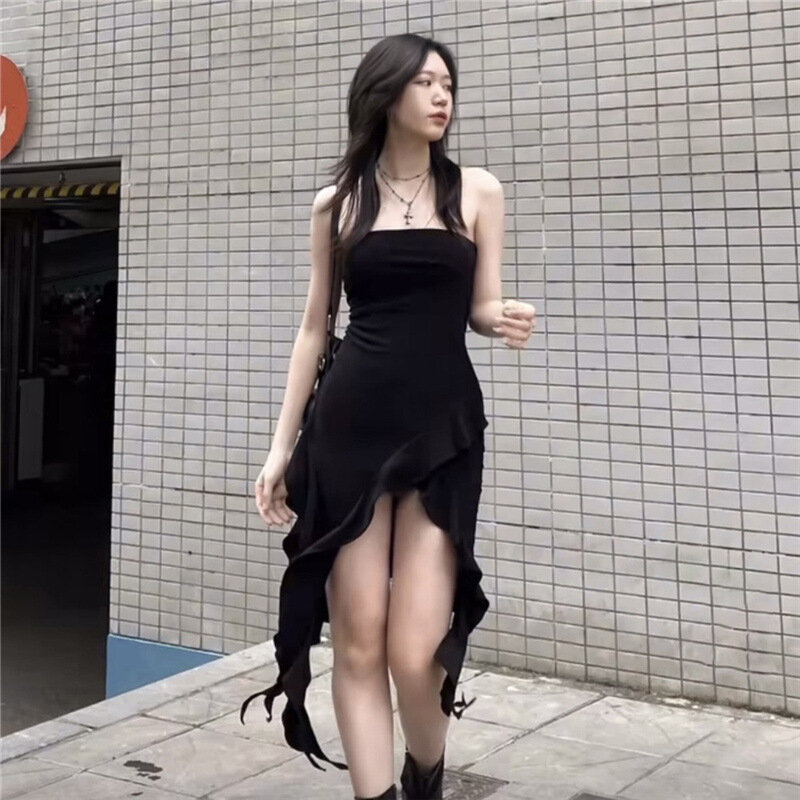 Gaun wanita bungkus hitam dada punggung terbuka Slim-fitting pita tidak beraturan Gaun tanpa tali gaun seksi gaun bungkus gadis rok pendek