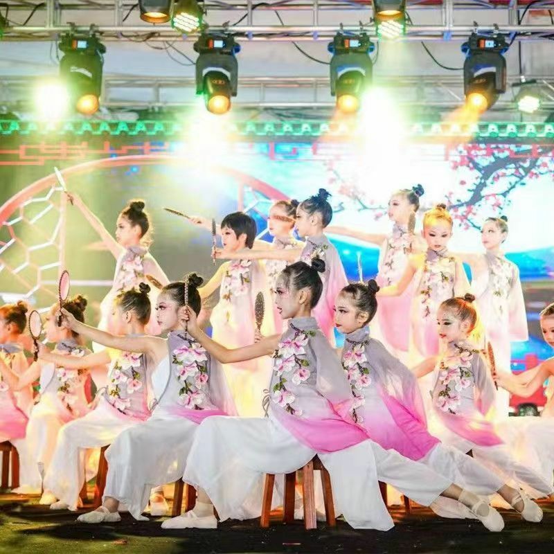 Kostiumy spektakl taneczny na dzień dziecka Qiao Yue ubieranie się w ten sam styl różu klasyczne rekwizyty kostiumy do tańca