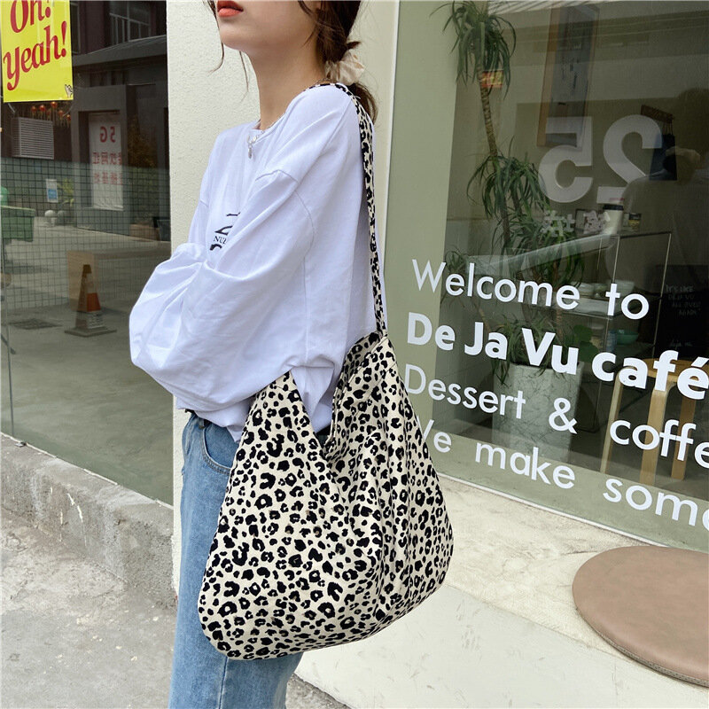 Fashionable leopard print diagonal cross bag, large capacity single shoulder shopping bag, fashionable canvas bag for women