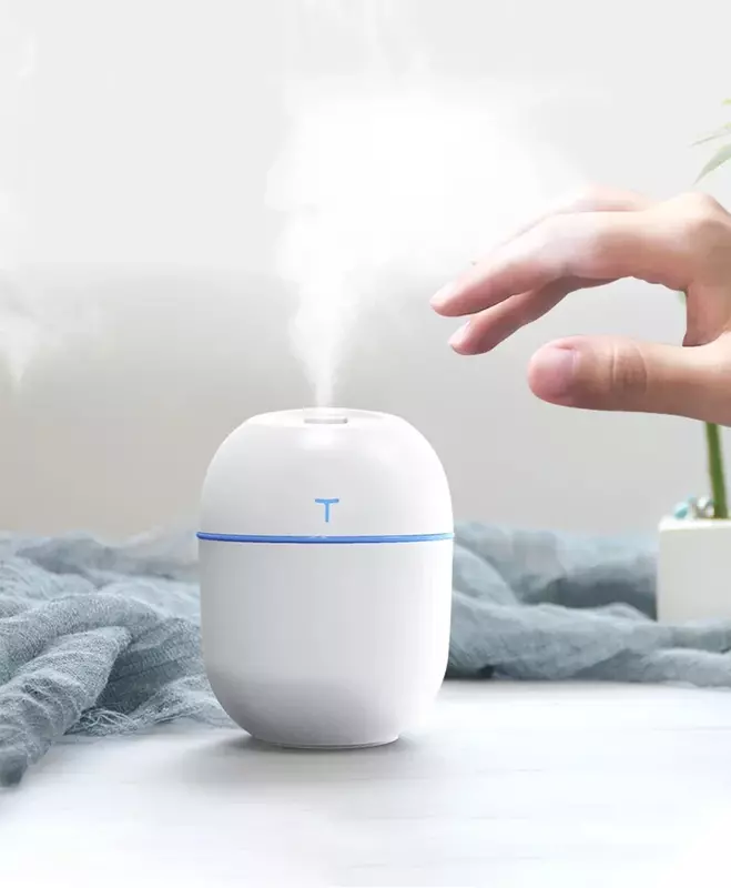 220mL Mist Humidifier Diffuser LED Colorful Quiet Car Humidifier Essential Oil Diffuser USB Powered  Humidifier