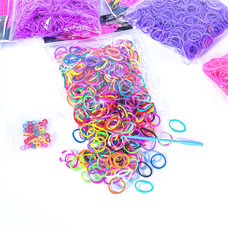 600 Buah Kit Isi Ulang Gelang Karet Tenun dengan 24 Buah Kait untuk Pembuatan Aksesori Perhiasan Set Alat Kerajinan DIY Tenun Anak-anak