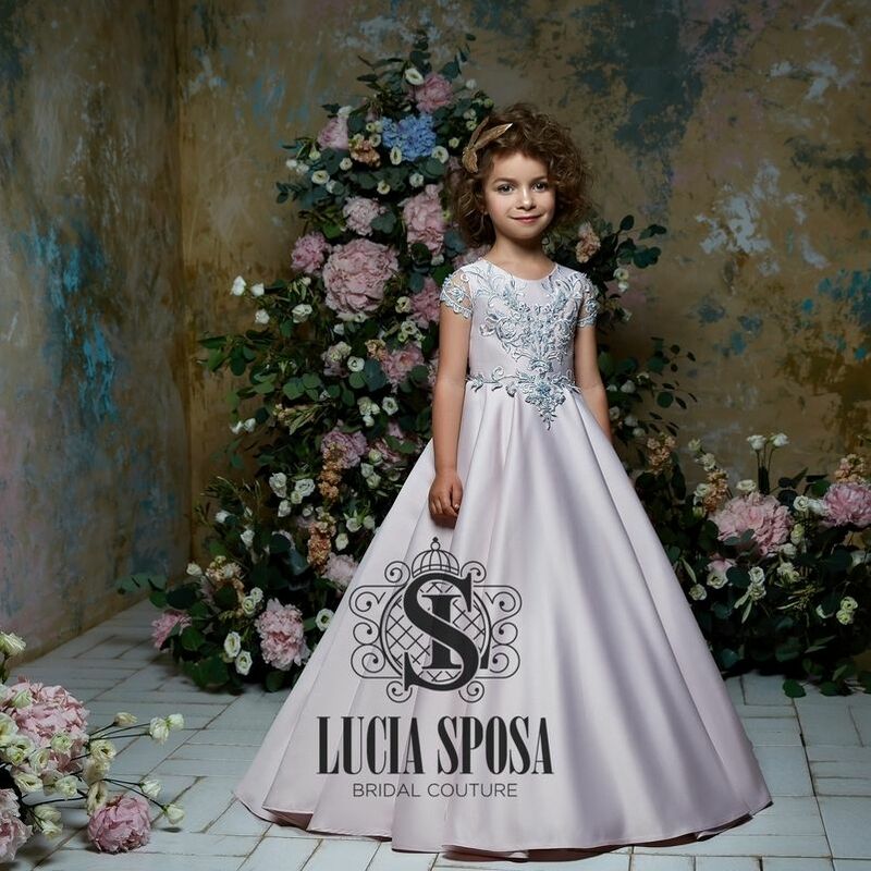 Fatapaese luxo princesa vestidos de baile para crianças vestidos da menina de flor rendas floral sleevelss vestido de baile fofo a linha catedral trem