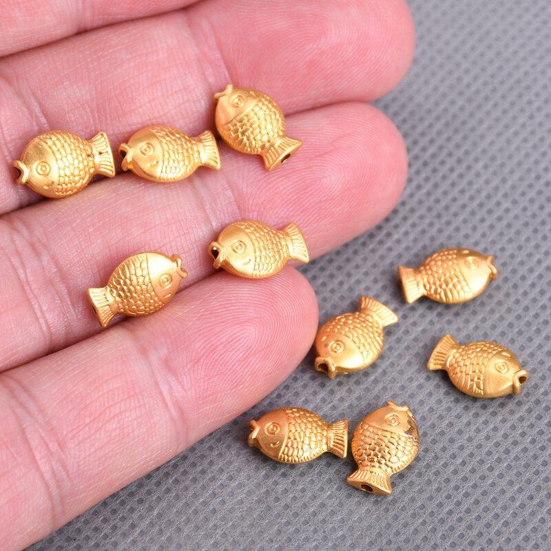 10 шт., матовые золотистые бусины в форме рыбы, 12x8 мм